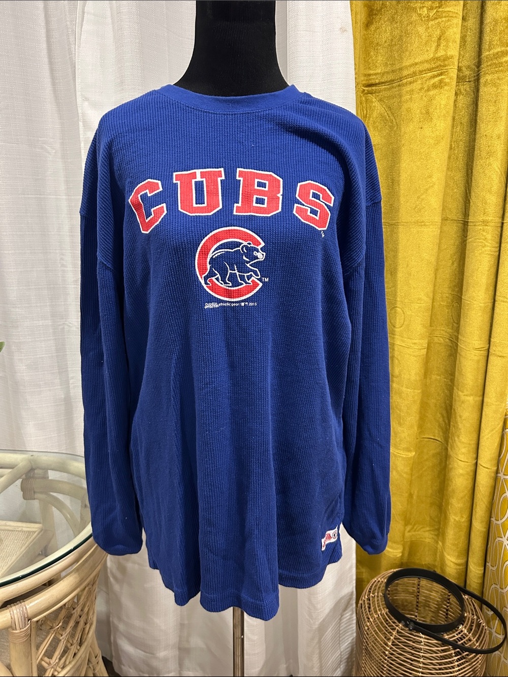 Stitches Blue Chicago Cubs Crewneck Sweater with Red and White Logo